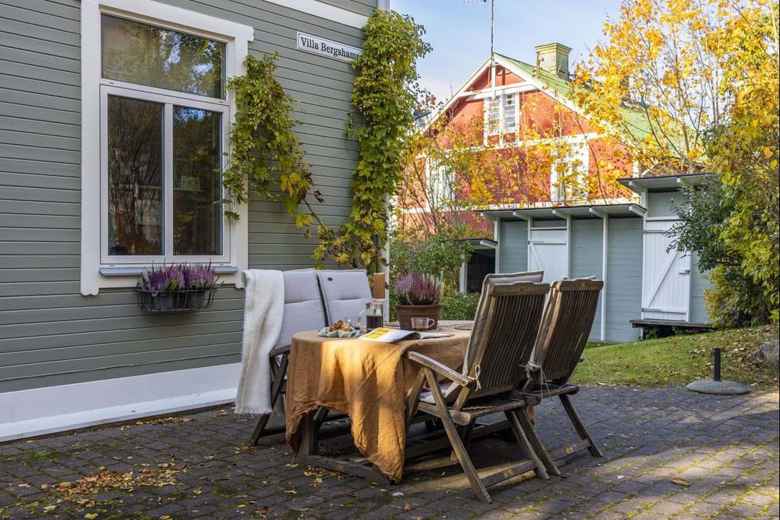 Exteriör entrésida