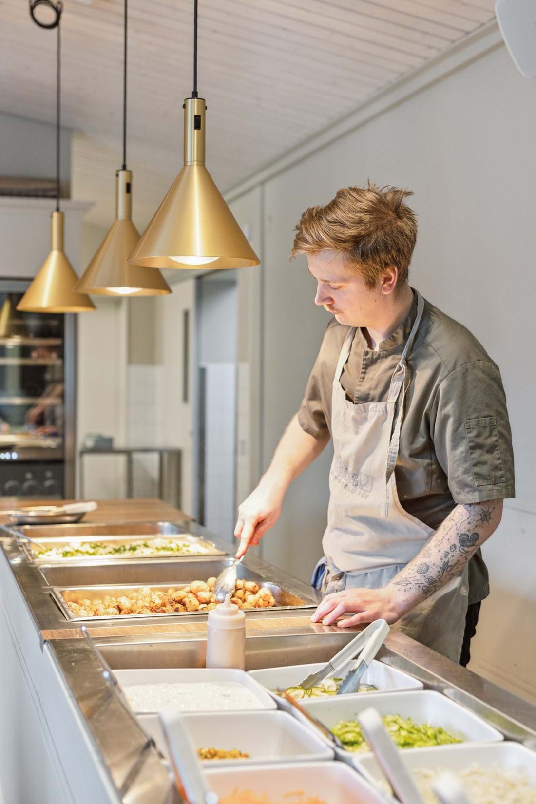 Lunchservering på Kallfors Bistro