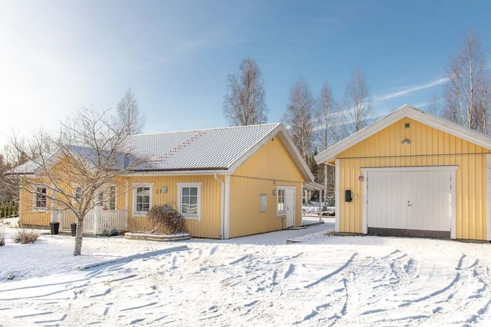 Hällbyvägen 27